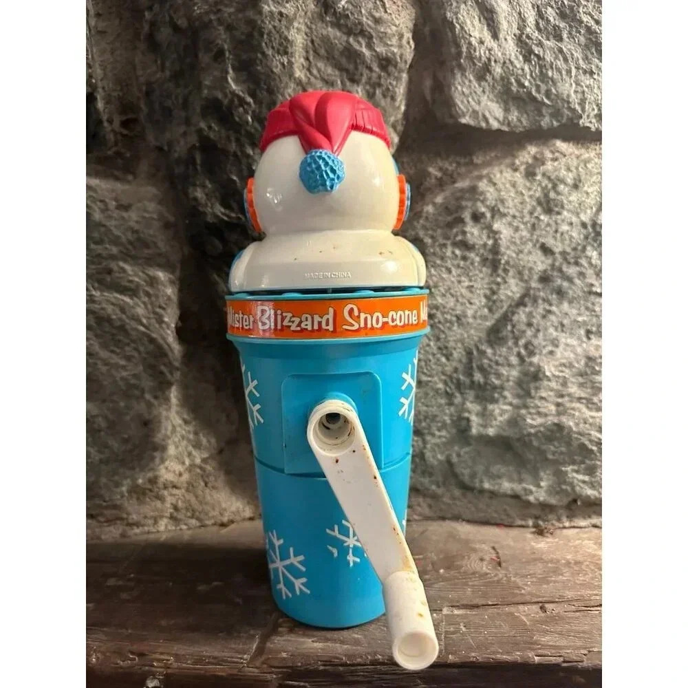 Mister Blizzard Sno-Cone Maker - Picture 5 of 6